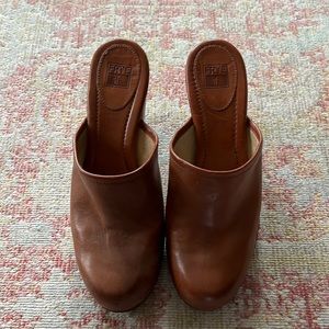 NWT Frye Jessica Bohemian Clog.